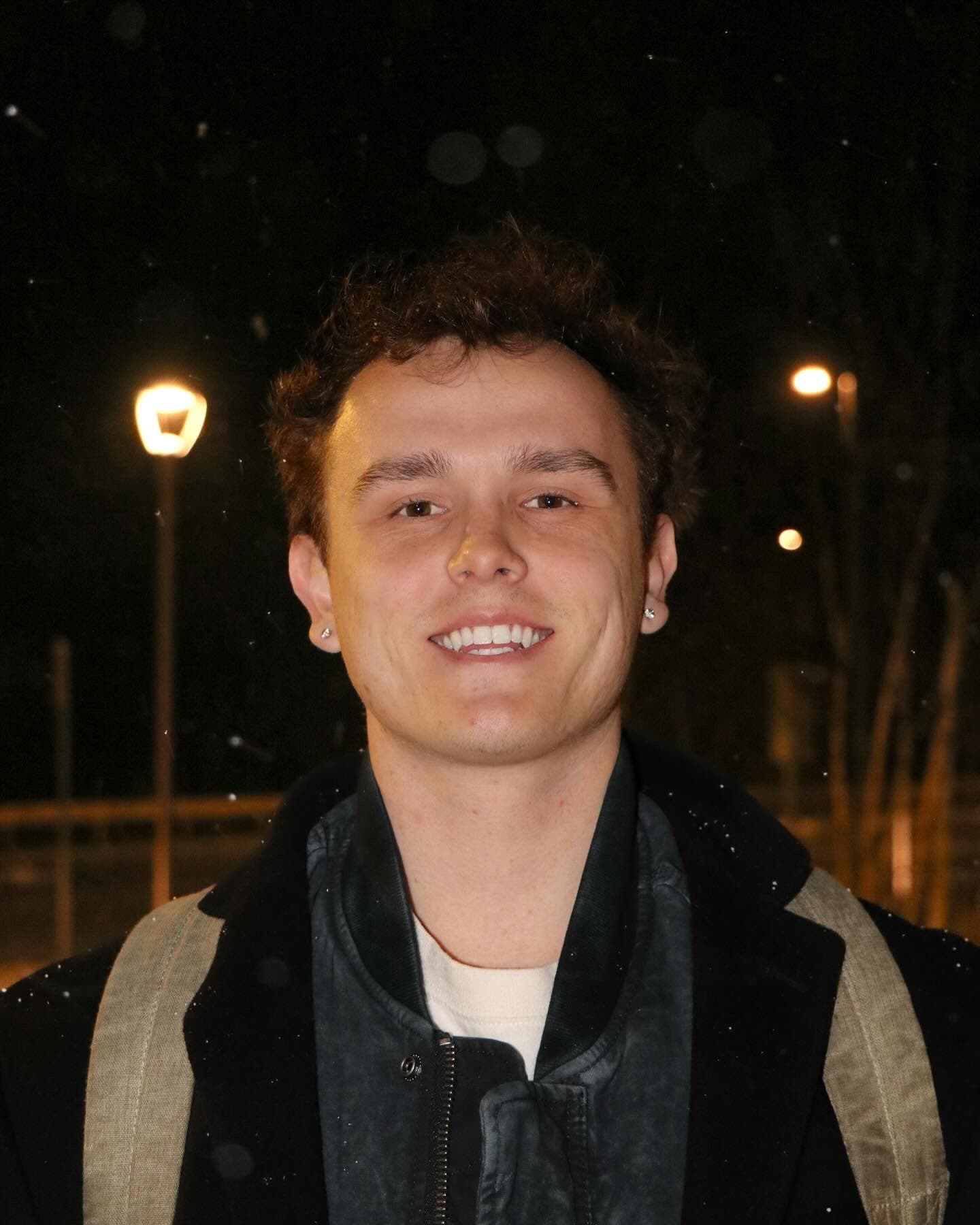 Sebastian Glos headshot